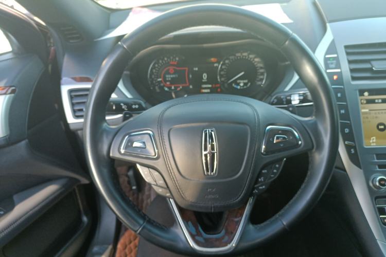 Used Lincoln MKZ 2018 2.0T Premium Edition Steering Wheel