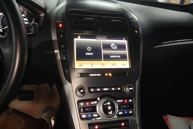 Used Lincoln MKZ 2018 2.0T Premium Edition Audio And AC Panel