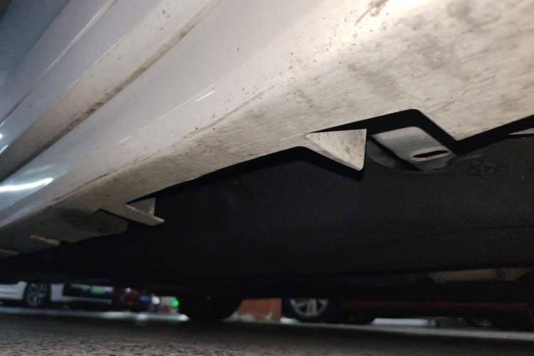 Used Lincoln MKZ 2018 2.0T Premium Edition Chassis Front Right