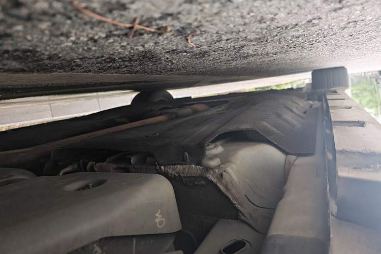 Used Lincoln MKZ 2018 2.0T Premium Edition Chassis Rear Left