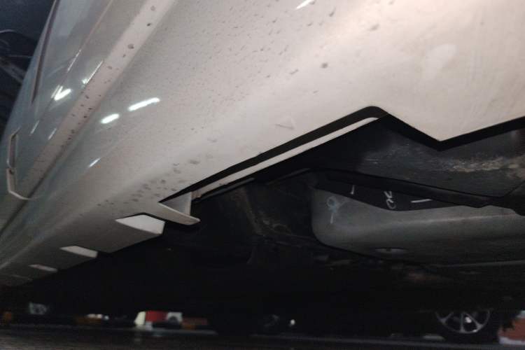 Used Lincoln MKZ 2018 2.0T Premium Edition Chassis Rear Left