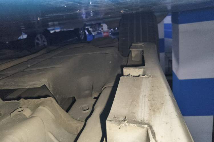 Used Lincoln MKZ 2018 2.0T Premium Edition Chassis Rear Right