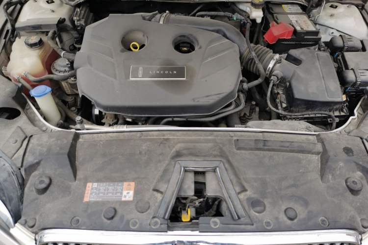 Used Lincoln MKZ 2018 2.0T Zunyue Edition Engine Bay