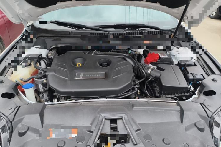 Used Lincoln MKZ 2018 2.0T Premium Edition Engine Bay