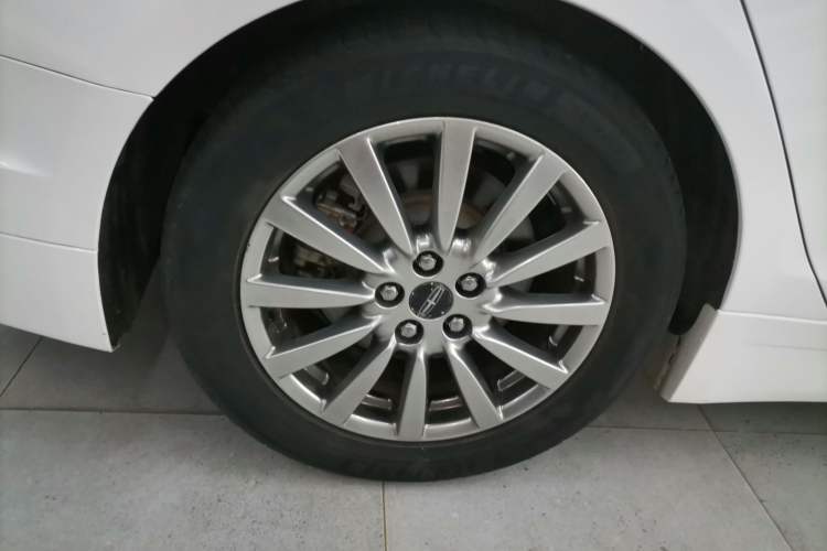Used Lincoln MKZ 2018 2.0T Premium Edition Exterior 2