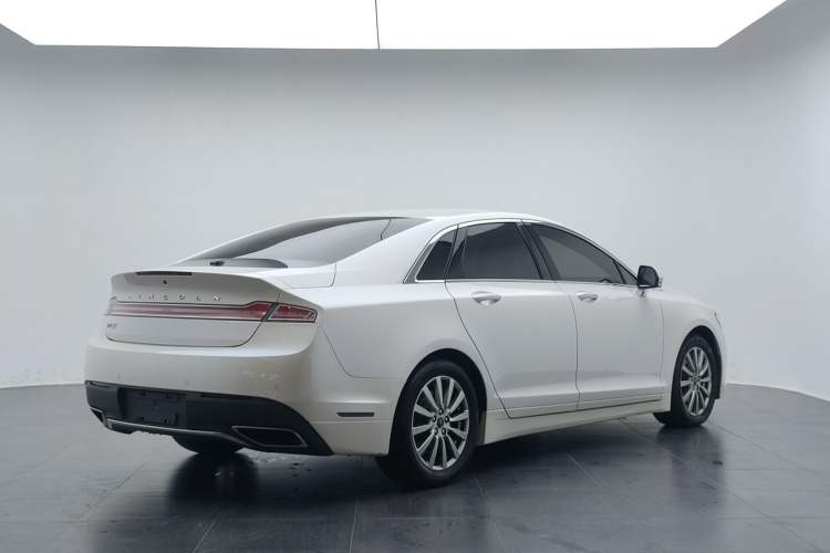 Used Lincoln MKZ 2018 2.0T Premium Edition Exterior 3