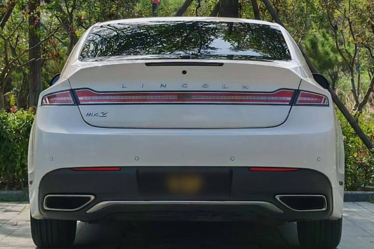 Used Lincoln MKZ 2018 2.0T Premium Edition Exterior 4