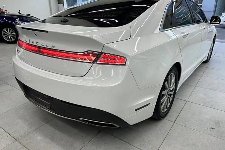 Used Lincoln MKZ 2018 2.0T Premium Edition Exterior 5