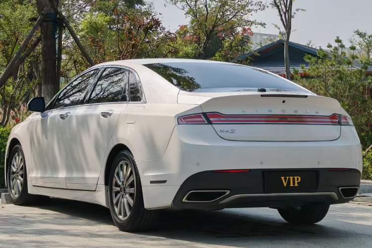 Used Lincoln MKZ 2018 2.0T Premium Edition Exterior 5