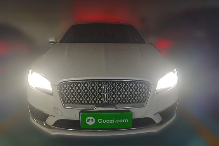 Used Lincoln MKZ 2018 2.0T Premium Edition Front