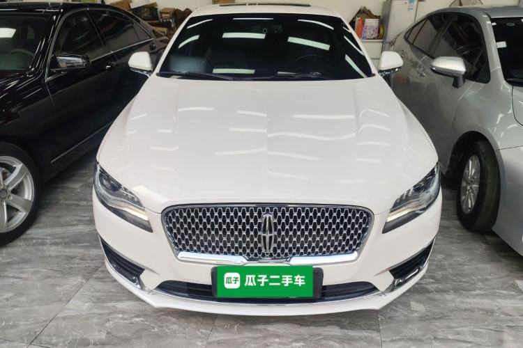 Used Lincoln MKZ 2018 2.0T Premium Edition Front