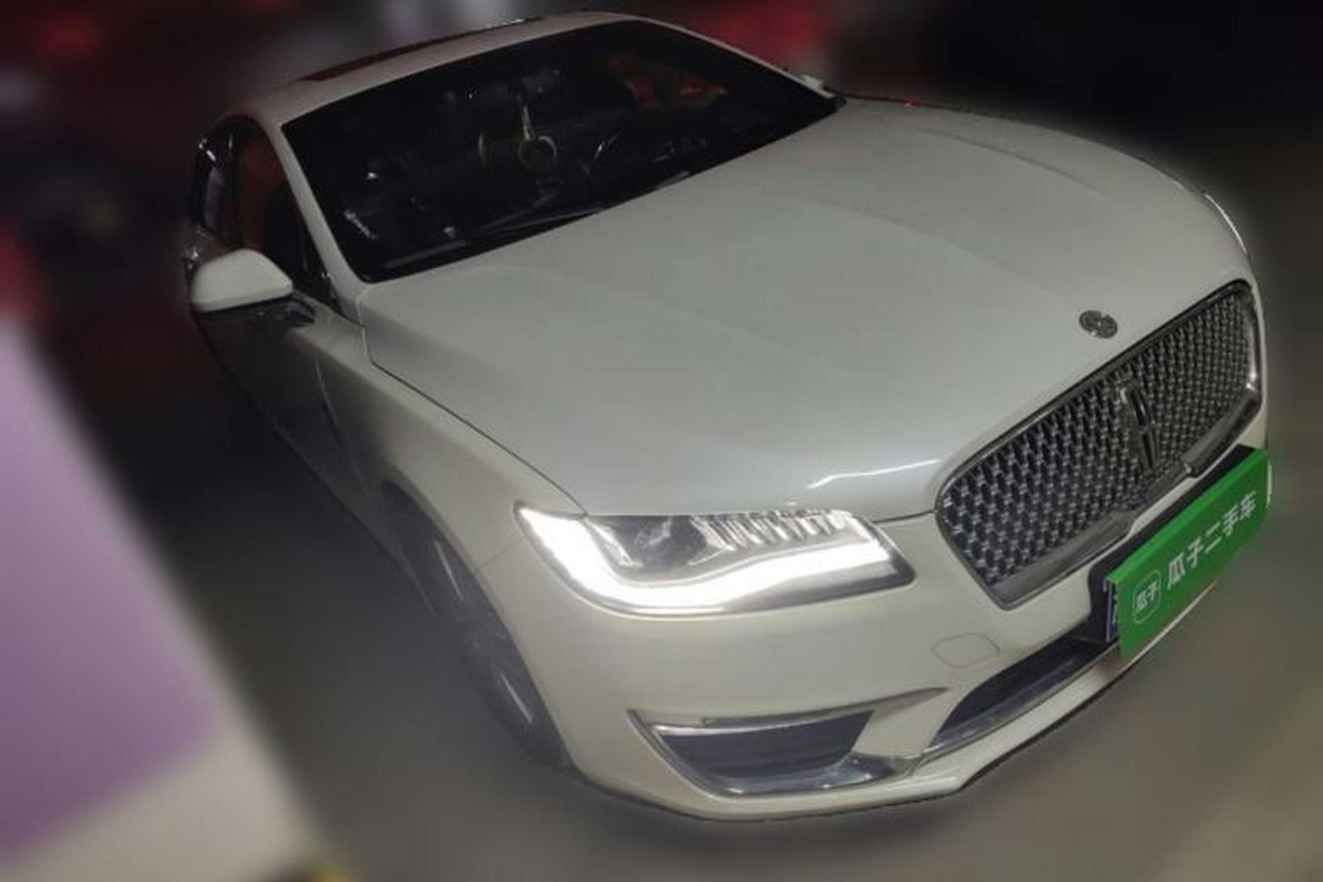 Used Lincoln MKZ 2018 2.0T Premium Edition Front Right 45 Deg