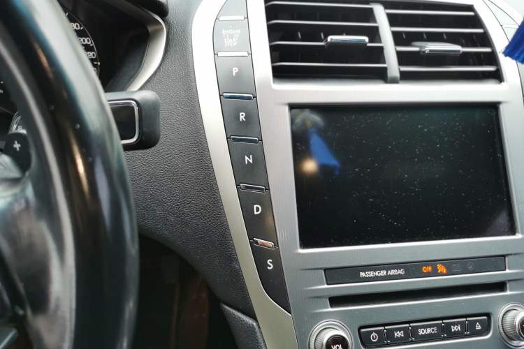 Used Lincoln MKZ 2018 2.0T Zunyue Edition Gear Lever