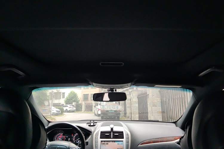 Used Lincoln MKZ 2018 2.0T Premium Edition Headliner
