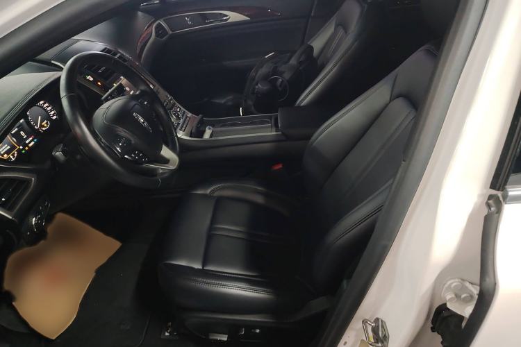 Used Lincoln MKZ 2018 2.0T Premium Edition Left Front Seat