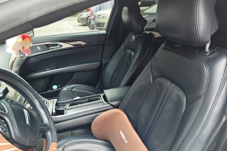 Used Lincoln MKZ 2018 2.0T Luxury Edition Left Front Seat