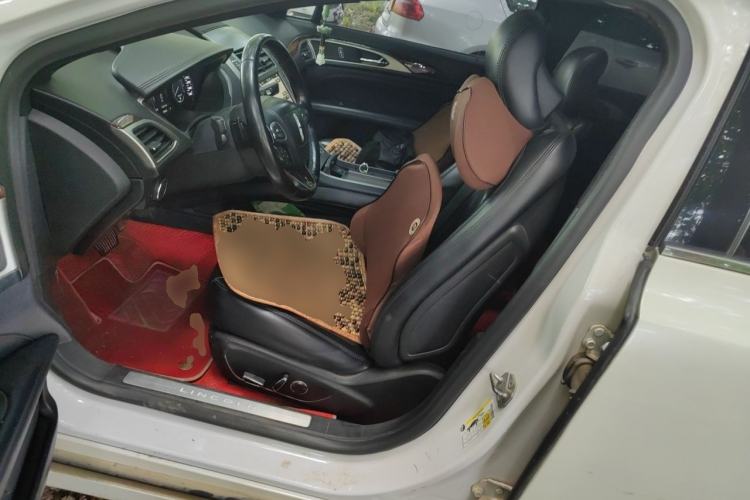 Used Lincoln MKZ 2018 2.0T Premium Edition Left Front Seat