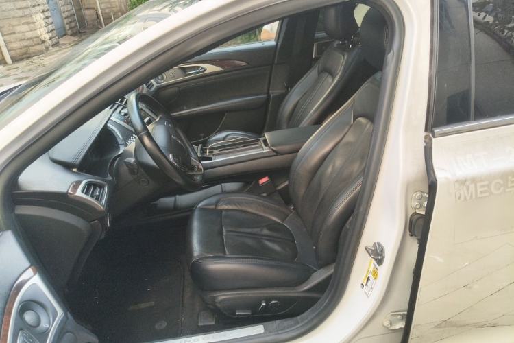 Used Lincoln MKZ 2018 2.0H Hybrid Deluxe Edition Left Front Seat