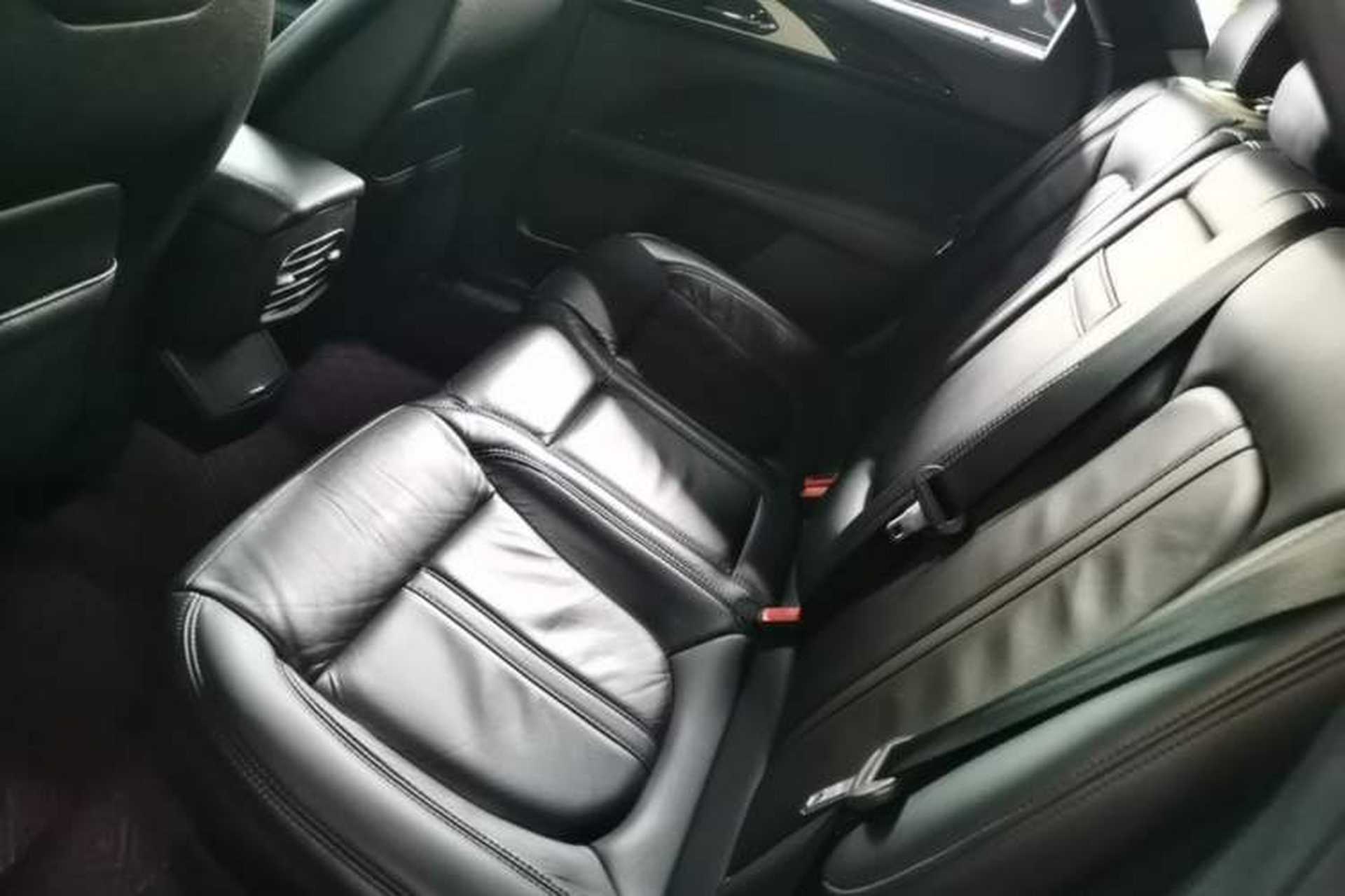 Used Lincoln MKZ 2018 2.0T Premium Edition Left Rear Seat