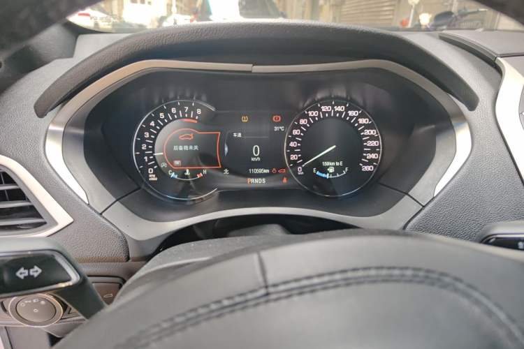 Used Lincoln MKZ 2018 2.0T Premium Edition Odometer Close Up