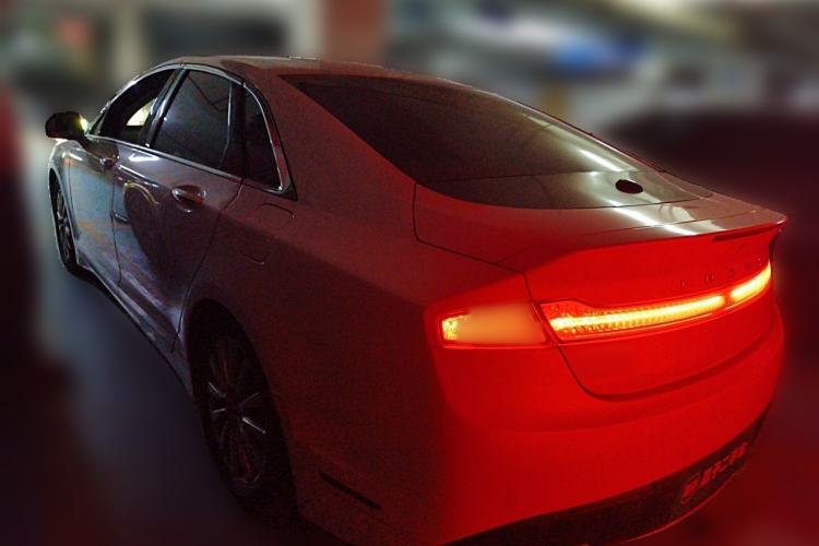 Used Lincoln MKZ 2018 2.0T Premium Edition Rear Left 45 Deg