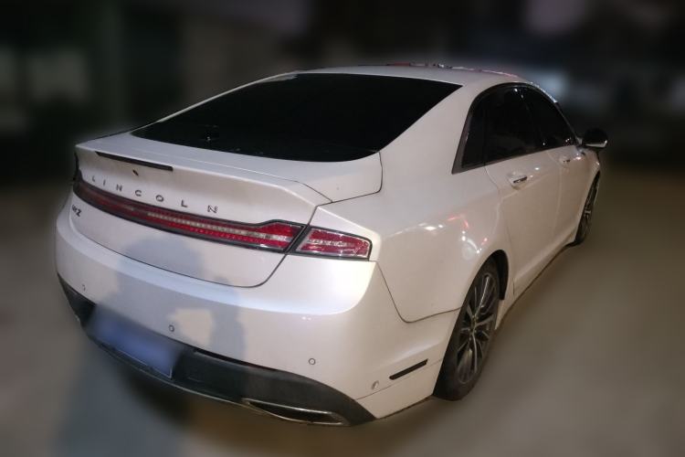 Used Lincoln MKZ 2018 2.0T Premium Edition Rear Right 45 Deg