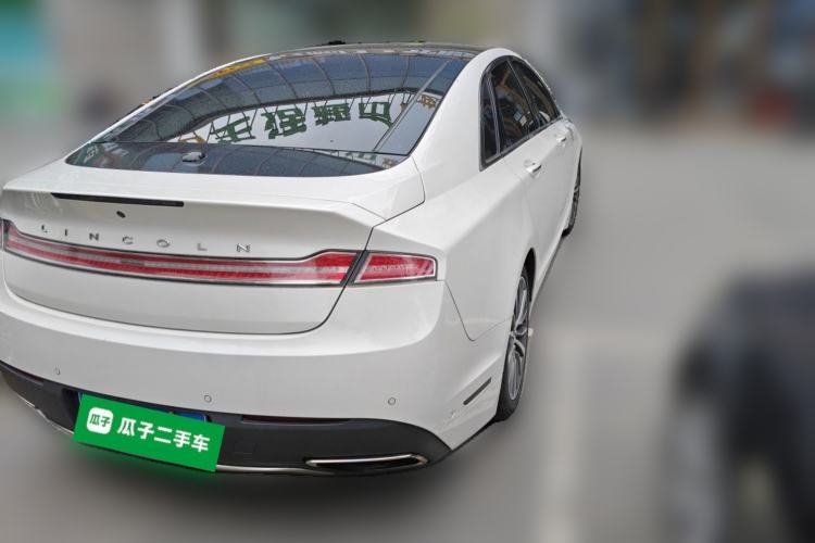 Used Lincoln MKZ 2018 2.0T Luxury Edition Rear Right 45 Deg