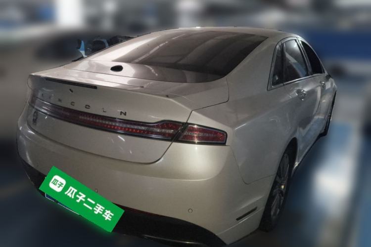 Used Lincoln MKZ 2018 2.0T Premium Edition Rear Right 45 Deg