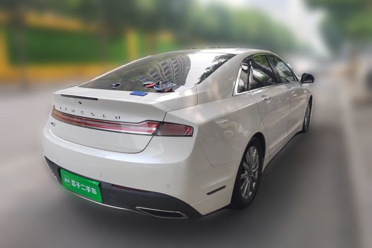Used Lincoln MKZ 2018 2.0T Premium Edition Rear Right 45 Deg