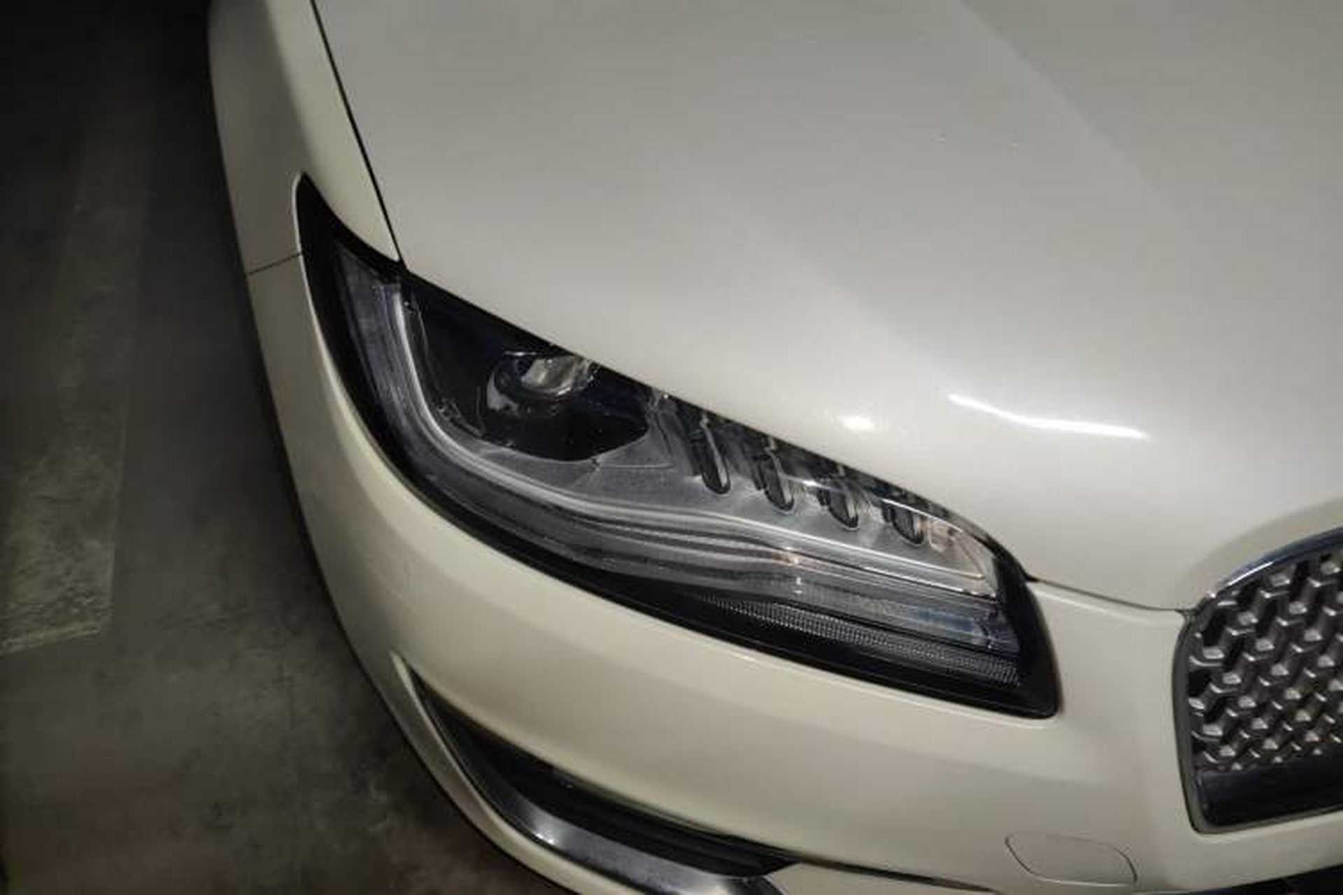 Used Lincoln MKZ 2018 2.0T Premium Edition Right Front Headlight