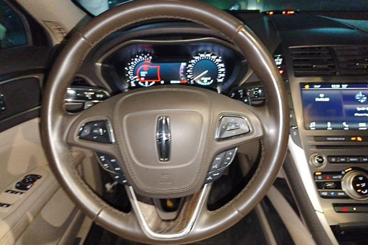 Used Lincoln MKZ 2018 2.0T Premium Edition Steering Wheel