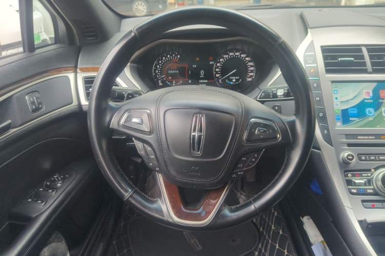 Used Lincoln MKZ 2018 2.0T Premium Edition Steering Wheel