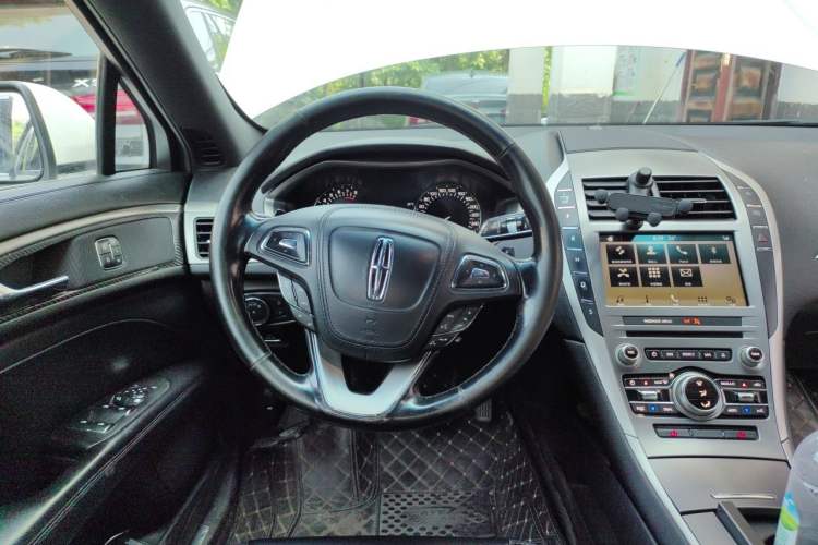 Used Lincoln MKZ 2018 2.0T Zunyue Edition Steering Wheel