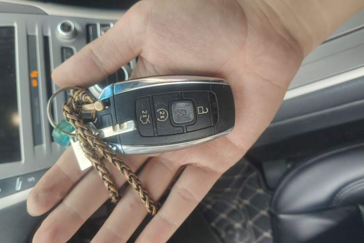 Used Lincoln MKZ 2018 2.0T Premium Edition Vehicle Key