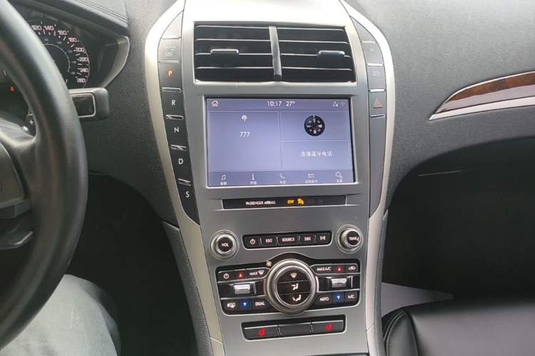 Used Lincoln MKZ 2019 2.0T Luxury Edition China VI Audio And AC Panel