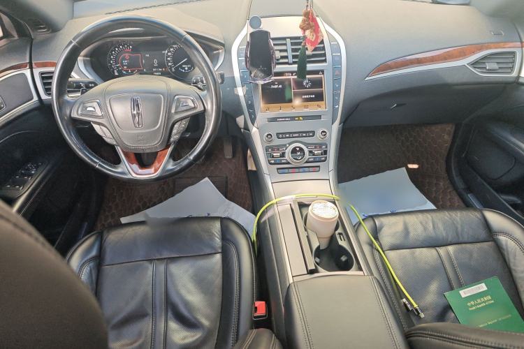 Used Lincoln MKZ 2019 2.0T Luxury Edition China VI Standard Center Console