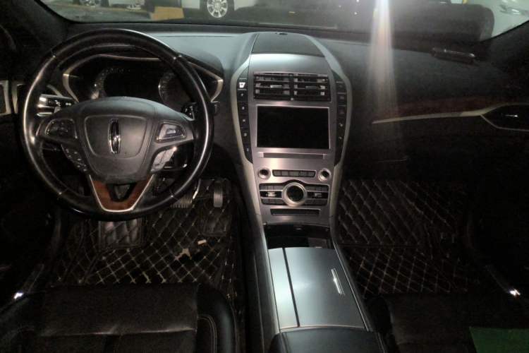 Used Lincoln MKZ 2019 2.0T Luxury Edition China V Standard Center Console