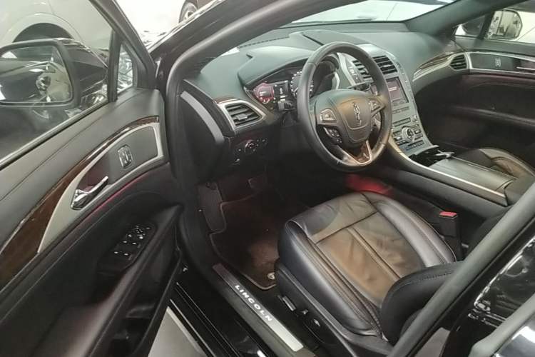 Used Lincoln MKZ 2019 2.0T Luxury Edition China VI Standard Driver Seat