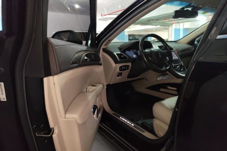 Used Lincoln MKZ 2019 2.0T Luxury Edition China VI Driver Seat