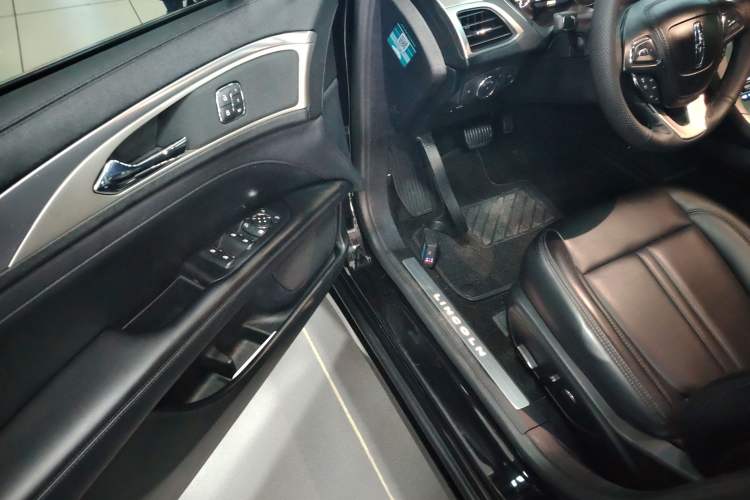Used Lincoln MKZ 2019 2.0T Zunyue Edition China VI Standard Driver Seat
