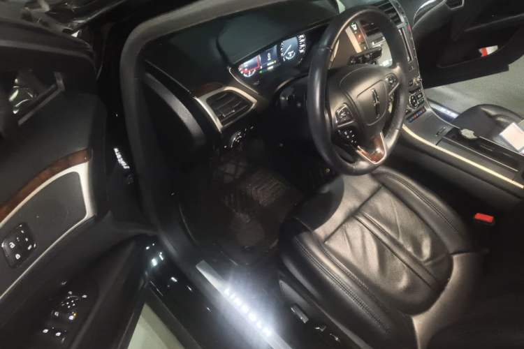 Used Lincoln MKZ 2019 2.0T Luxury Edition China VI Driver Seat