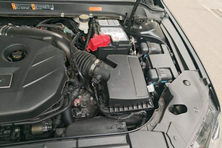 Used Lincoln MKZ 2019 2.0T Luxury Edition China VI Standard Engine Bay Left