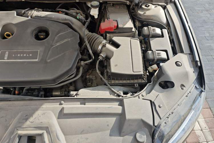 Used Lincoln MKZ 2019 2.0T Luxury Edition China VI Standard Engine Bay Left