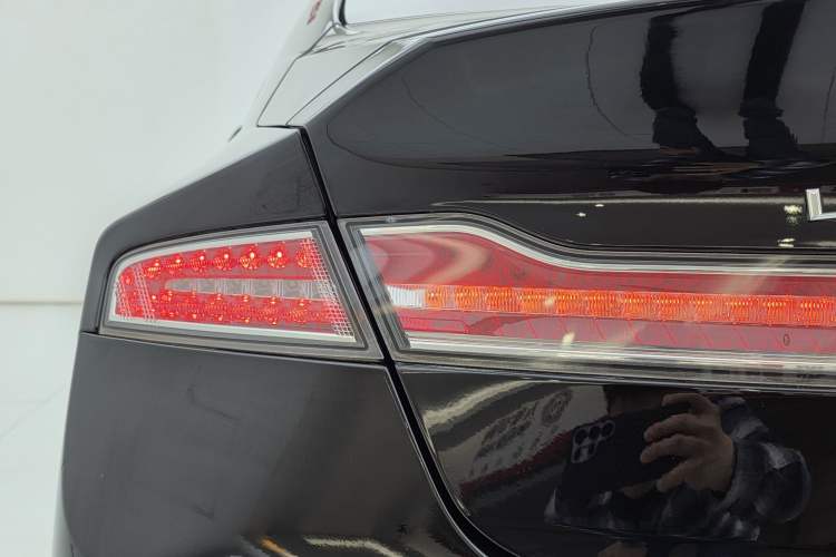 Used Lincoln MKZ 2019 2.0T Luxury Edition China VI Exterior 7