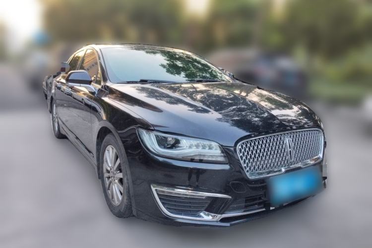 Used Lincoln MKZ 2019 2.0T Luxury Edition China VI Front Right 45 Deg