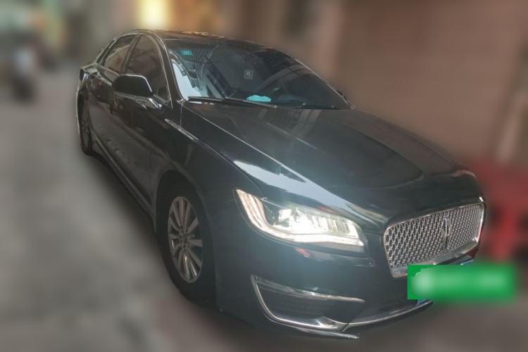 Used Lincoln MKZ 2019 2.0T Luxury Edition China VI Front Right 45 Deg