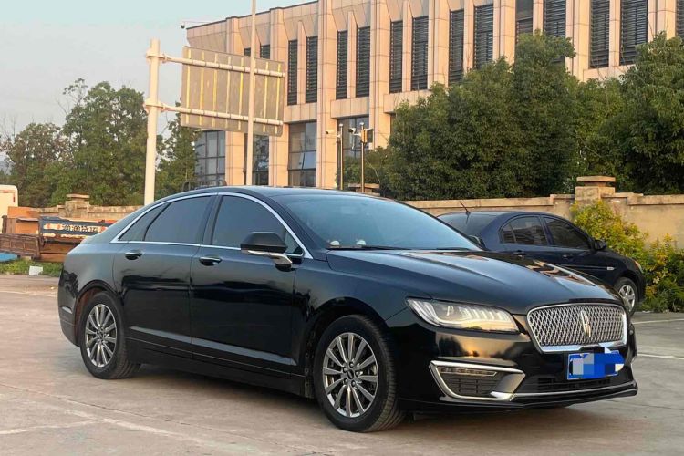 Used Lincoln MKZ 2019 2.0T Luxury Edition China VI Front Right 45 Deg