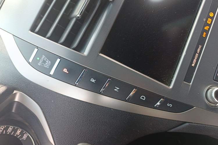 Used Lincoln MKZ 2019 2.0T Luxury Edition China V Standard Gear Lever