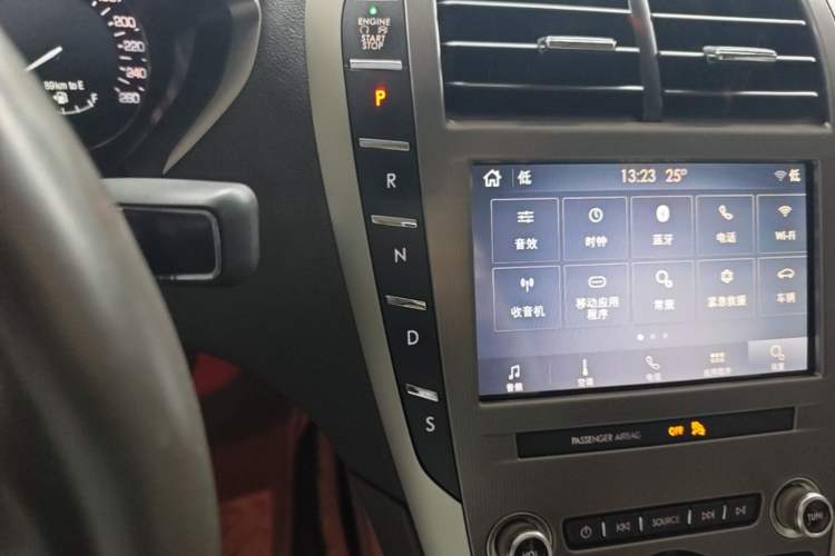 Used Lincoln MKZ 2019 2.0T Luxury Edition China VI Gear Lever