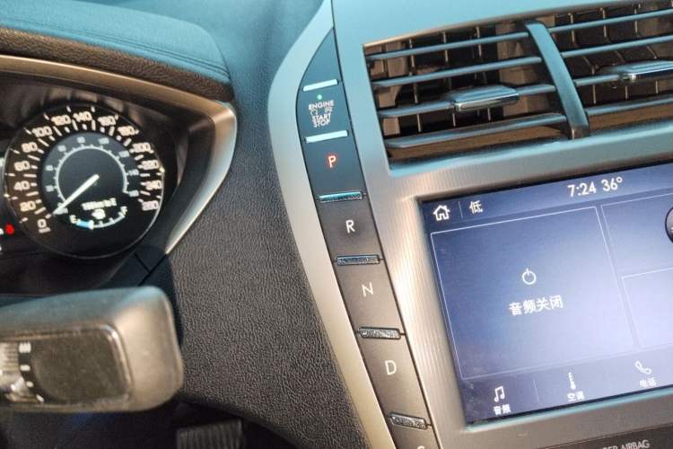 Used Lincoln MKZ 2019 2.0T Luxury Edition China VI Gear Lever